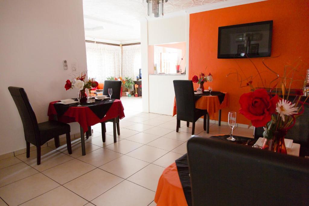 Lapologa Bed & Breakfast Тзанеен Экстерьер фото